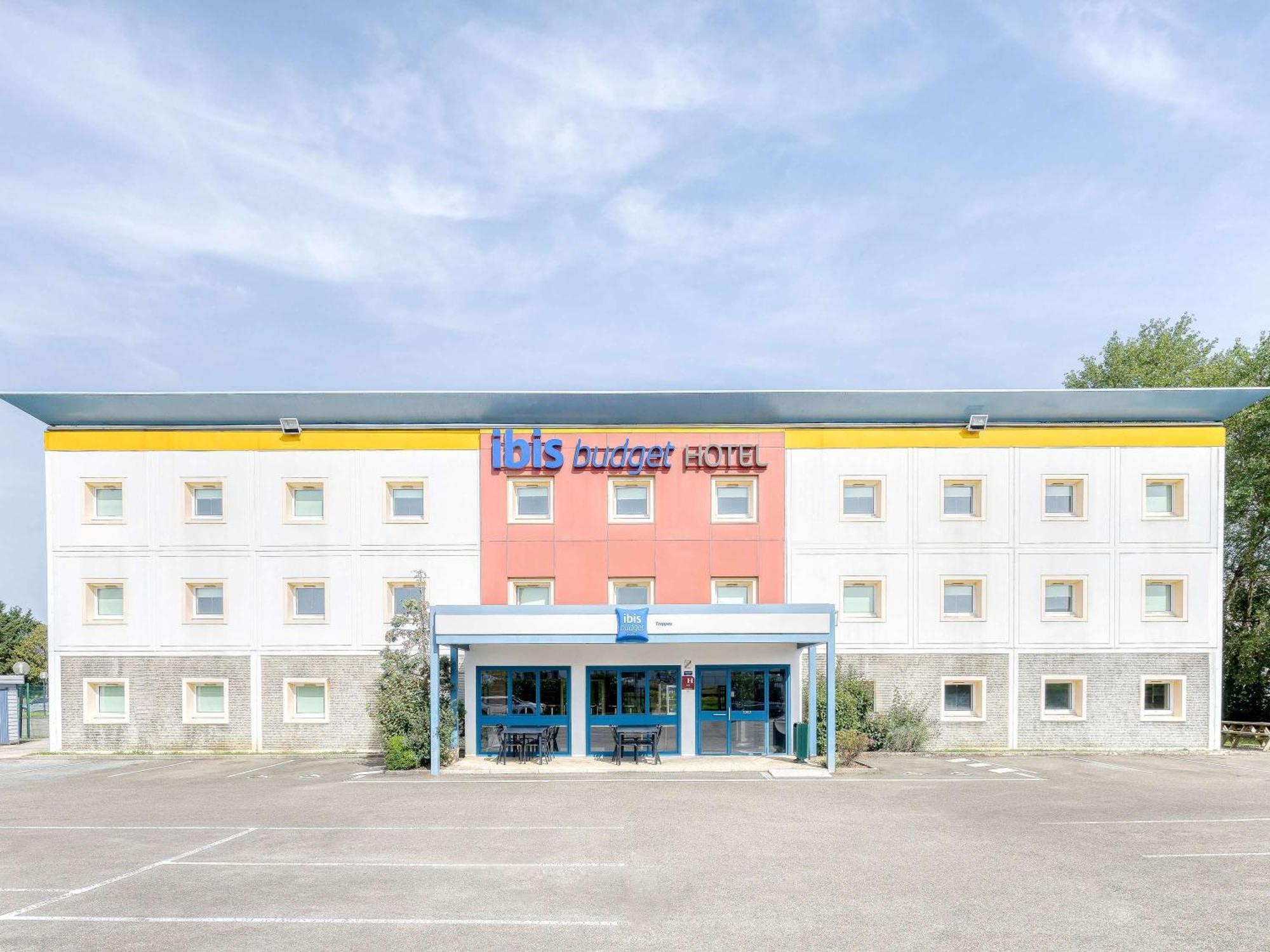 ibis budget Versailles - Trappes Eksteriør billede